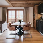 Apartment Vaya *